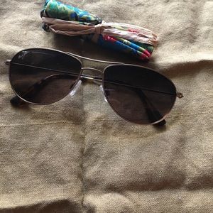 Maui Jim NWT Sunglasses with hard case